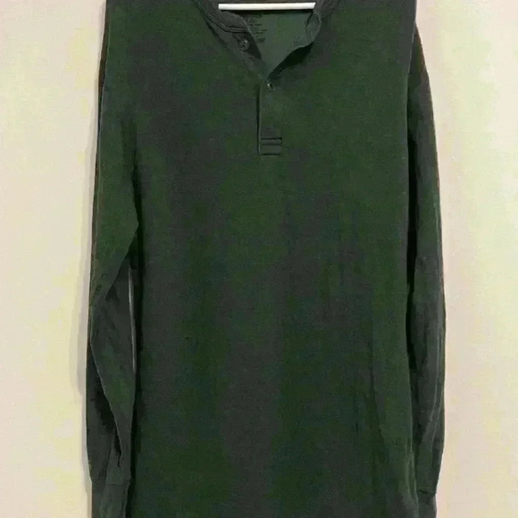 L. L Bean Men’s Wool and Cotton Blend Sweater in Green button front size  medium - Picture 3 of 6